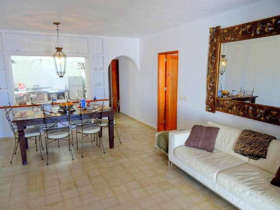 Casa Descanso Con Jacuzzi En Playa Quemada Esterno foto